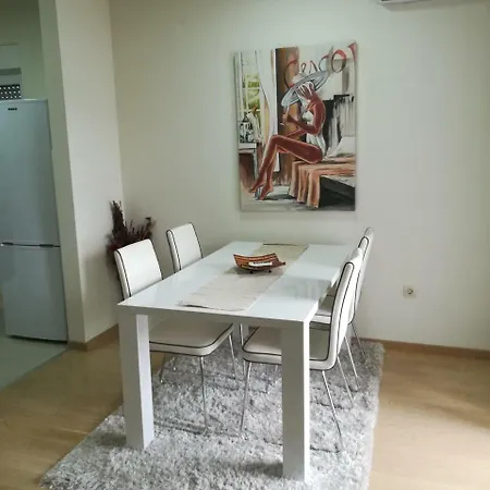Ultra Lux דירה